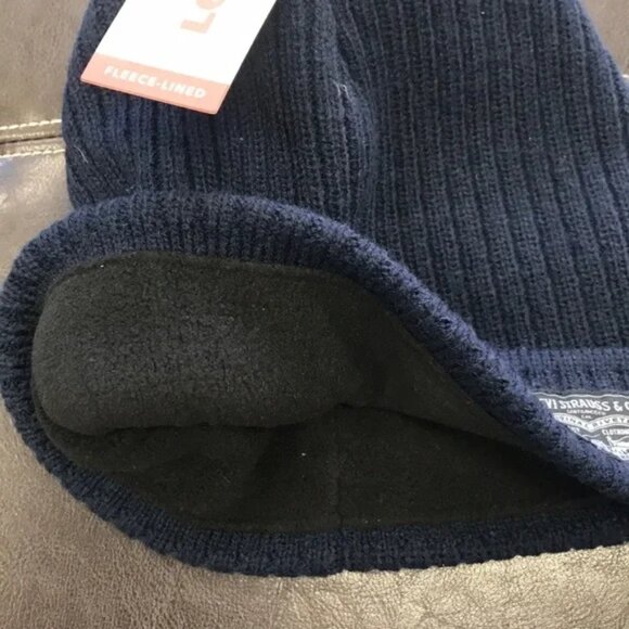 Levi's Men's Fleece Beanie - Picture 3 of 3